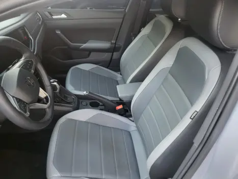 VOLKSWAGEN Nivus 1.0 4P FLEX 200 TSI HIGHLINE TURBO AUTOMTICO, Foto 8