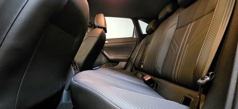 VOLKSWAGEN Nivus 1.0 4P FLEX 200 TSI HIGHLINE TURBO AUTOMTICO, Foto 18