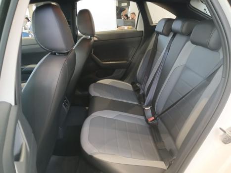 VOLKSWAGEN Nivus 1.0 4P FLEX 200 TSI HIGHLINE TURBO AUTOMTICO, Foto 6