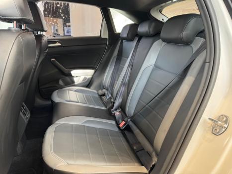 VOLKSWAGEN Nivus 1.0 4P FLEX 200 TSI HIGHLINE TURBO AUTOMTICO, Foto 6