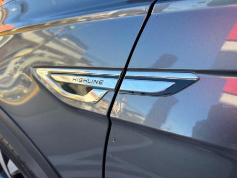 VOLKSWAGEN Nivus 1.0 4P FLEX 200 TSI HIGHLINE TURBO AUTOMTICO, Foto 15