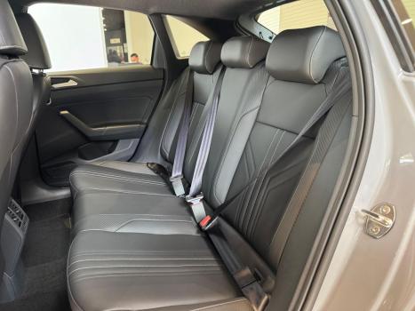 VOLKSWAGEN Nivus 1.0 4P FLEX 200 TSI HIGHLINE TURBO AUTOMTICO, Foto 6