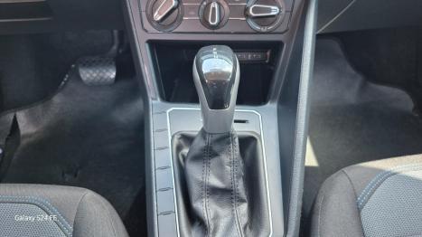 VOLKSWAGEN Nivus 1.0 4P FLEX 200 TSI COMFORTLINE TURBO AUTOMTICO, Foto 13