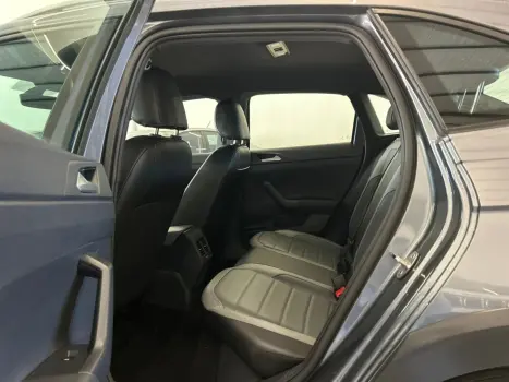 VOLKSWAGEN Nivus 1.0 4P FLEX 200 TSI HIGHLINE TURBO AUTOMTICO, Foto 13