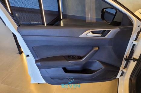 VOLKSWAGEN Nivus 1.0 4P FLEX 200 TSI COMFORTLINE TURBO AUTOMTICO, Foto 12