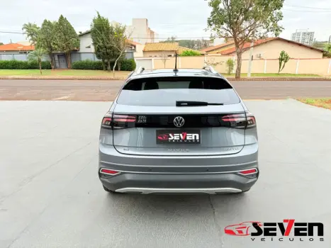 VOLKSWAGEN Nivus 1.0 4P FLEX 200 TSI HIGHLINE TURBO AUTOMTICO, Foto 4