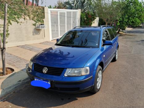 VOLKSWAGEN Passat Variant 1.8 4P 20V SFI TURBO AUTOMTICO, Foto 2