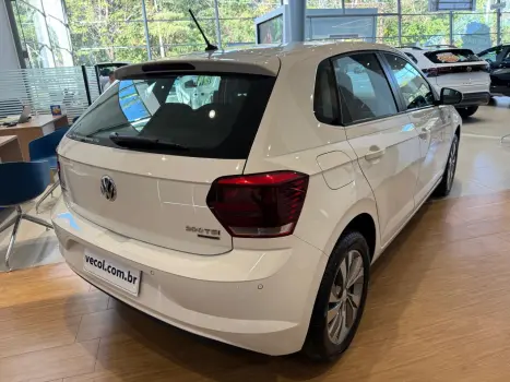 VOLKSWAGEN Polo Hatch 1.0 12V 4P 200 TSI  COMFORTLINE AUTOMTICO, Foto 9