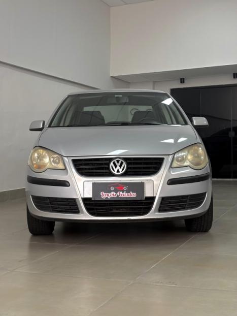 VOLKSWAGEN Polo Sedan 1.6 4P CONFORTLINE, Foto 2