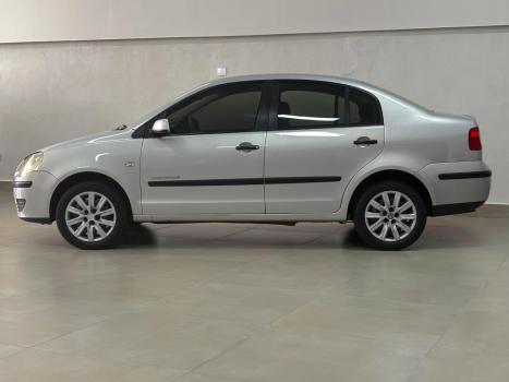 VOLKSWAGEN Polo Sedan 1.6 4P CONFORTLINE, Foto 3