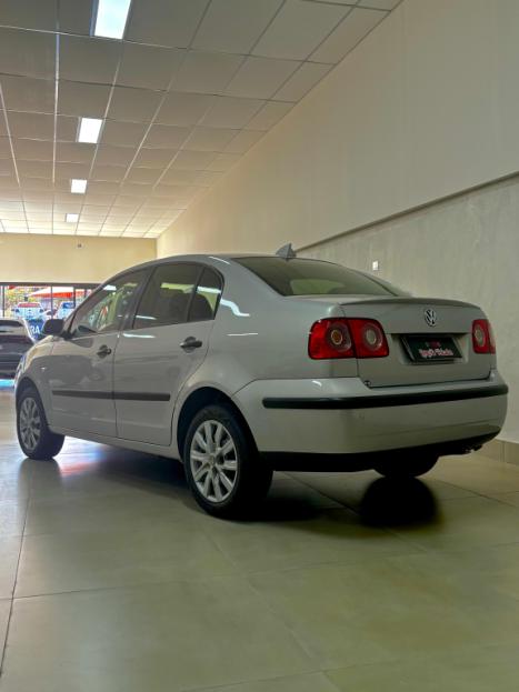 VOLKSWAGEN Polo Sedan 1.6 4P CONFORTLINE, Foto 4