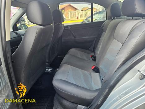 VOLKSWAGEN Polo Sedan 1.6 4P FLEX, Foto 12