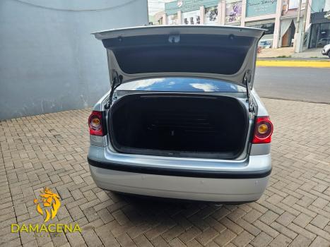 VOLKSWAGEN Polo Sedan 1.6 4P FLEX, Foto 15