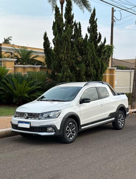 VOLKSWAGEN Saveiro 1.6 G7 CABINE DUPLA CROSS FLEX, Foto 1