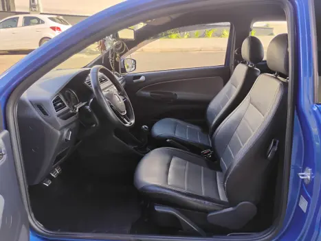 VOLKSWAGEN Saveiro 1.6 G7 CABINE DUPLA CROSS FLEX, Foto 8