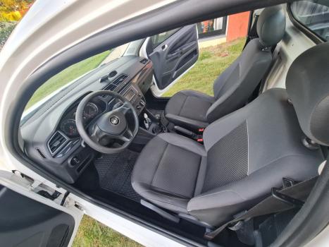 VOLKSWAGEN Saveiro 1.6 G7 CABINE SIMPLES TRENDLINE FLEX, Foto 8