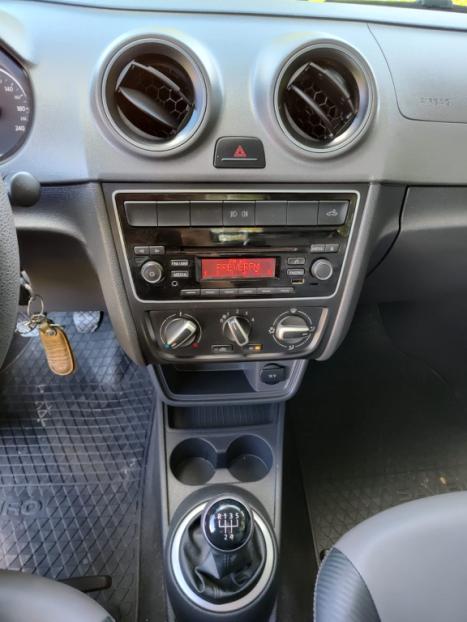 VOLKSWAGEN Saveiro 1.6 G6 HIGHLINE CABINE DUPLA FLEX, Foto 13