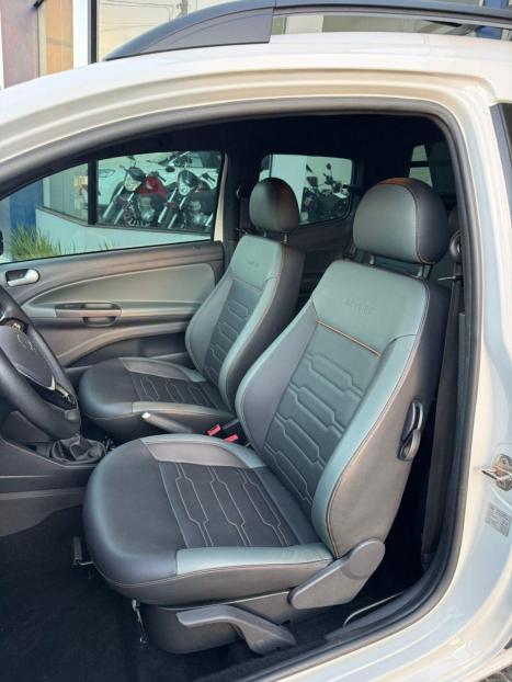 VOLKSWAGEN Saveiro 1.6 16V FLEX MSI EXTREME CABINE DUPLA, Foto 6