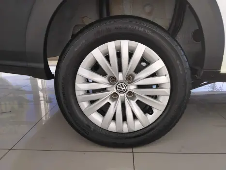 VOLKSWAGEN Saveiro 1.6 FLEX MSI ROBUST CABINE DUPLA, Foto 8