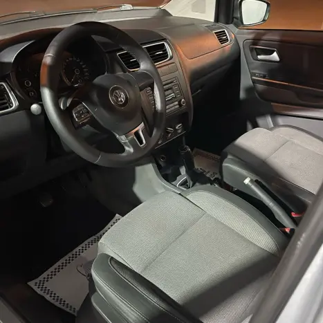 VOLKSWAGEN Space Fox 1.6 4P FLEX I-TREND, Foto 3