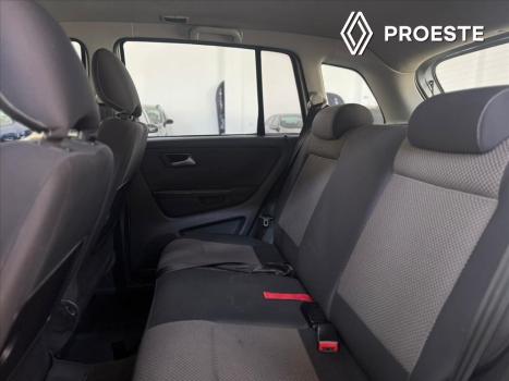 VOLKSWAGEN Space Fox 1.6 4P FLEX SPORTLINE, Foto 8