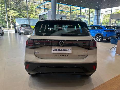 VOLKSWAGEN T-Cross 1.4 4P 250 TSI FLEX HIGHLINE AUTOMTICO, Foto 10
