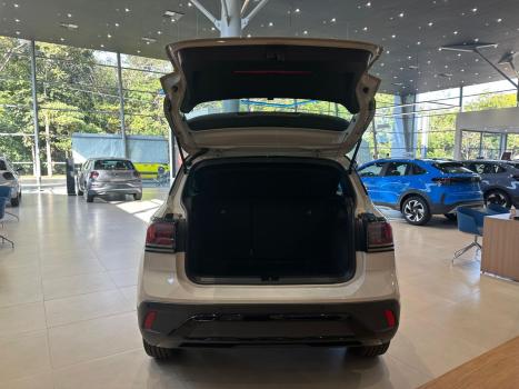 VOLKSWAGEN T-Cross 1.4 4P 250 TSI FLEX HIGHLINE AUTOMTICO, Foto 12