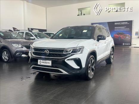 VOLKSWAGEN Taos 1.4 16V 4P FLEX 250 TSI HIGHLINE AUTOMTICO, Foto 3