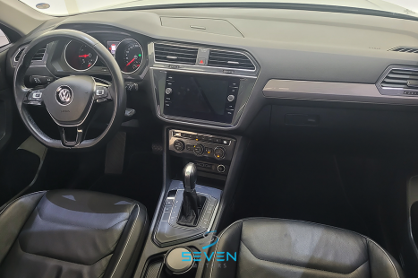 VOLKSWAGEN Tiguan 1.4 250 TSI TOTAL FLEX ALLSPACE COMFORTLINE TURBO AUTOMTICO TIPTRONIC, Foto 11