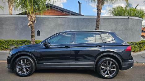 VOLKSWAGEN Tiguan 1.4 250 TSI TOTAL FLEX ALLSPACE COMFORTLINE TURBO AUTOMTICO TIPTRONIC, Foto 4