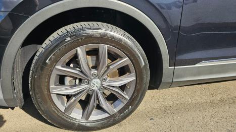 VOLKSWAGEN Tiguan 1.4 250 TSI TOTAL FLEX ALLSPACE COMFORTLINE TURBO AUTOMTICO TIPTRONIC, Foto 8