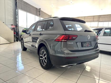 VOLKSWAGEN Tiguan 1.4 250 TSI TOTAL FLEX ALLSPACE COMFORTLINE TURBO AUTOMTICO TIPTRONIC, Foto 6