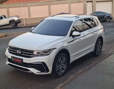 VOLKSWAGEN Tiguan 2.0 16V 4P TSI 300 TURBO R-LINE AUTOMTICO, Foto 4