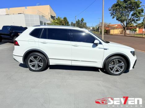 VOLKSWAGEN Tiguan 2.0 350 TSI TOTAL FLEX ALLSPACE R-LINE 4-MOTION TURBO AUTOMTICO DSG, Foto 6