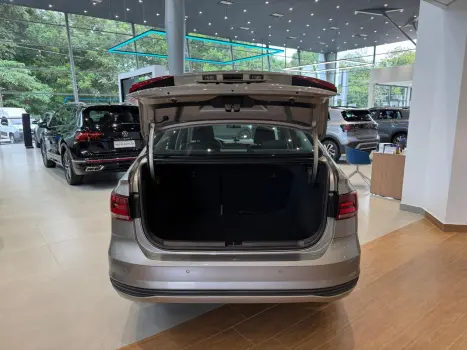 VOLKSWAGEN Virtus 1.0 4P 200 TSI FLEX COMFORTLINE AUTOMTICO, Foto 12