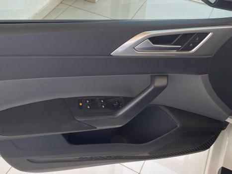 VOLKSWAGEN Virtus 1.0 4P 200 TSI FLEX HIGHLINE AUTOMTICO, Foto 7