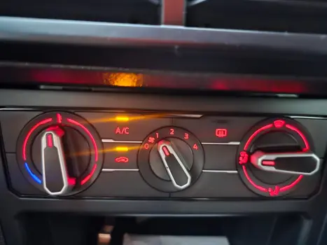 VOLKSWAGEN Virtus 1.6 4P MSI FLEX AUTOMTICO, Foto 13