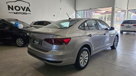 VOLKSWAGEN Virtus 1.0 4P 200 TSI FLEX COMFORTLINE AUTOMTICO, Foto 4