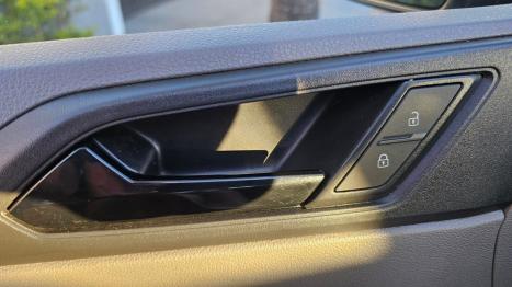 VOLKSWAGEN Virtus 1.6 4P MSI FLEX AUTOMTICO, Foto 10