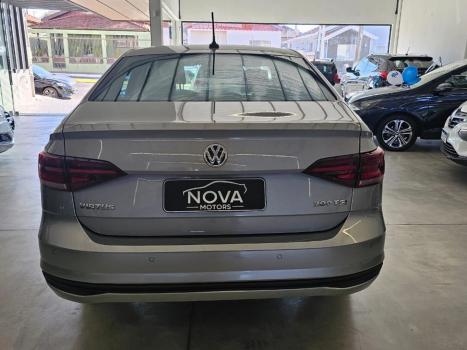 VOLKSWAGEN Virtus 1.0 4P 200 TSI FLEX COMFORTLINE AUTOMTICO, Foto 5