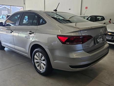VOLKSWAGEN Virtus 1.0 4P 200 TSI FLEX COMFORTLINE AUTOMTICO, Foto 6