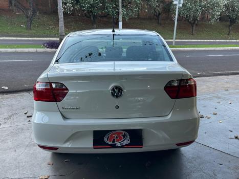 VOLKSWAGEN Voyage 1.0 4P FLEX, Foto 4