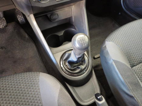 VOLKSWAGEN Voyage 1.6 4P FLEX, Foto 10