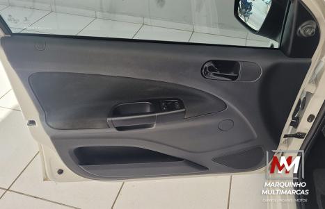 VOLKSWAGEN Voyage 1.0 4P FLEX, Foto 14