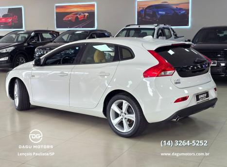 VOLVO V40 2.0 4P T4 COMFORT TURBO AUTOMTICO, Foto 4