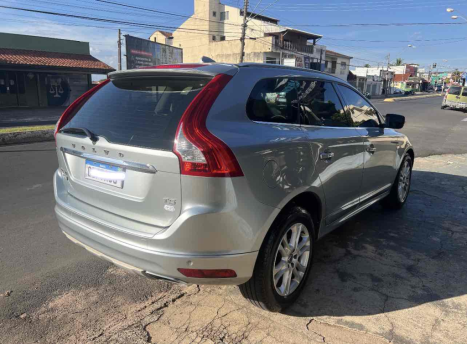 VOLVO XC60 2.0 4P T5 MOMENTUM TURBO AUTOMTICO, Foto 3