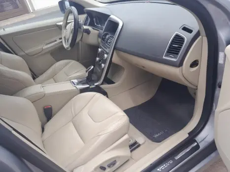 VOLVO XC60 2.0 4P T5 MOMENTUM TURBO AUTOMTICO, Foto 5