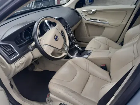 VOLVO XC60 2.0 4P T5 MOMENTUM TURBO AUTOMTICO, Foto 7