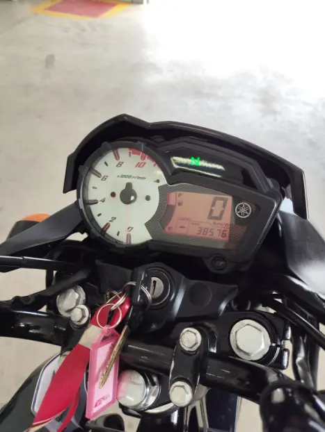 YAMAHA Fazer YS 150 SED, Foto 1