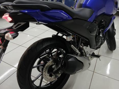 YAMAHA FZ 15 ABS, Foto 13